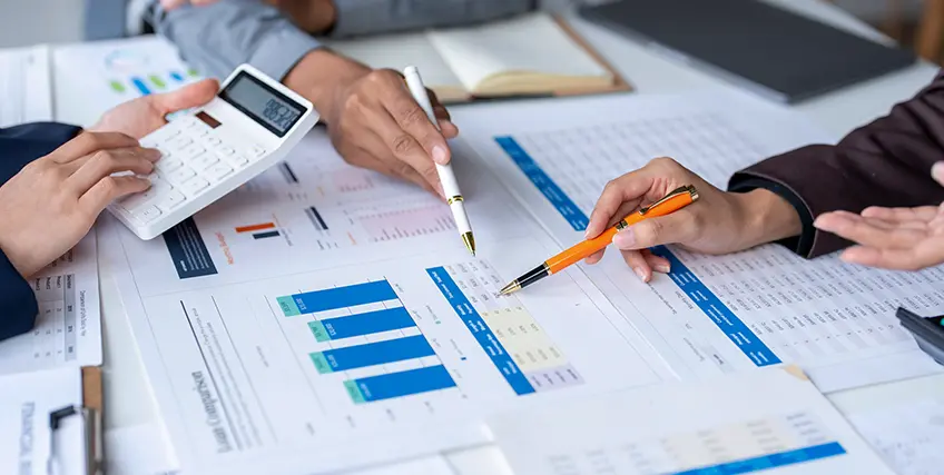 Small Business Financial Reporting: Key Standards & Tips