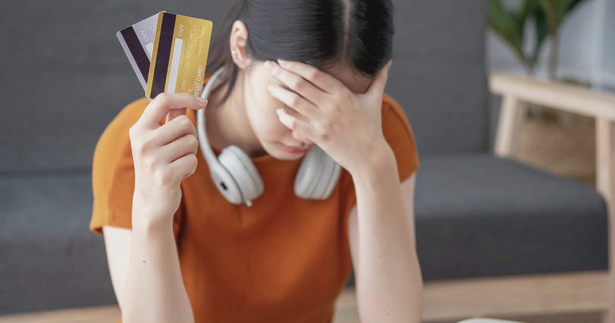 How To Pay off Credit Cards If You are Spiraling Out Of Control